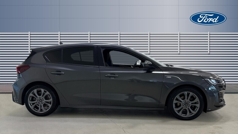 Ford Focus 1.0 EcoBoost Hybrid mHEV 155 ST-Line Edition 5dr Petrol Hatchback